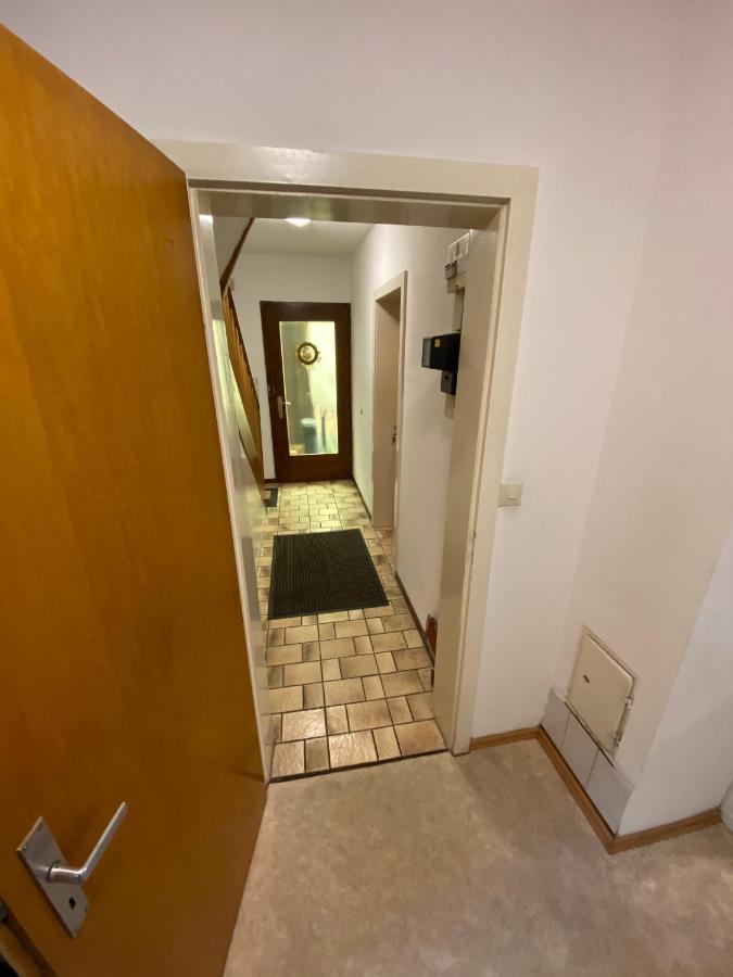 Einfaches Haus Mit Privatzimmern Und Gemeinschaftsraeumen Heilbronn Extérieur photo